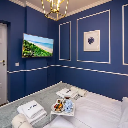 Maya's Flats & Resorts 120 - Monte Cassino 49 דירה